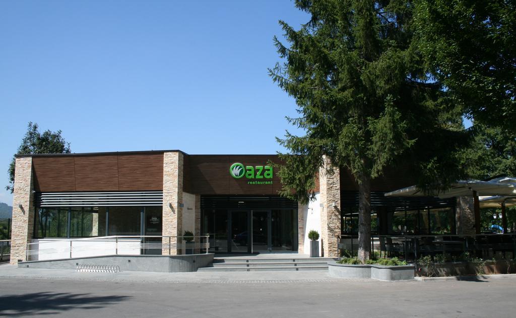 And Oaza Ilidza